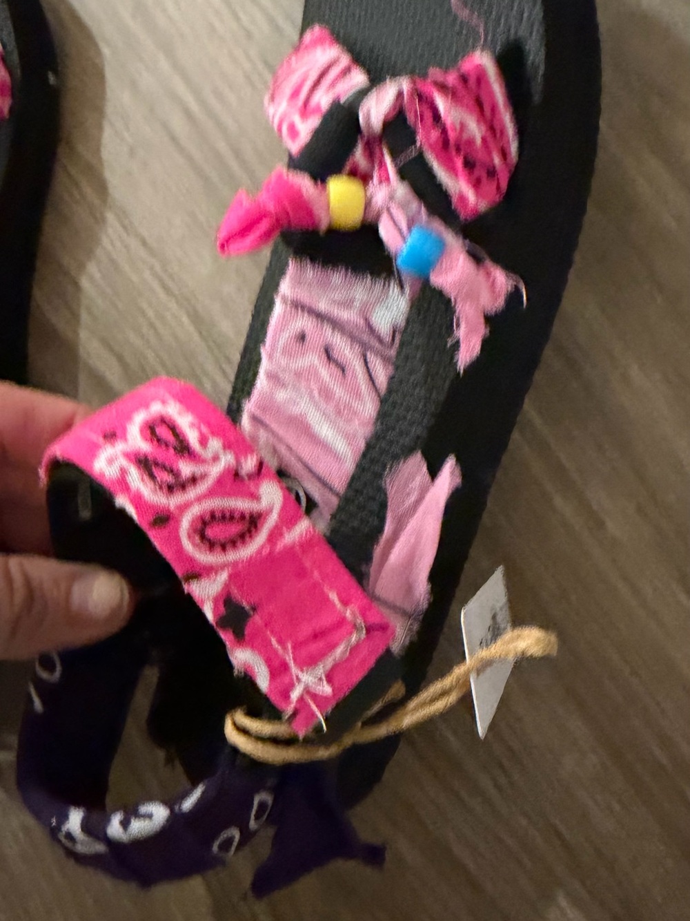 Arizona Love Black Footbed Sandals with Pink and Purple Straps NWT - Picture 2 of 4